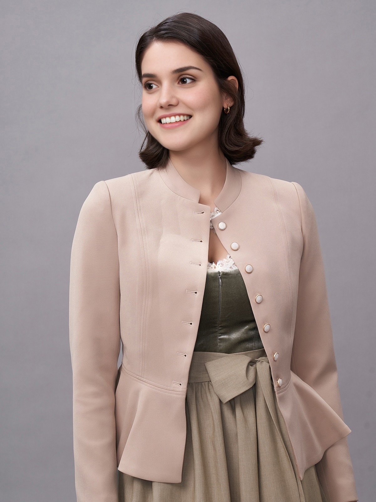 Dirndl mit moderner Jacke