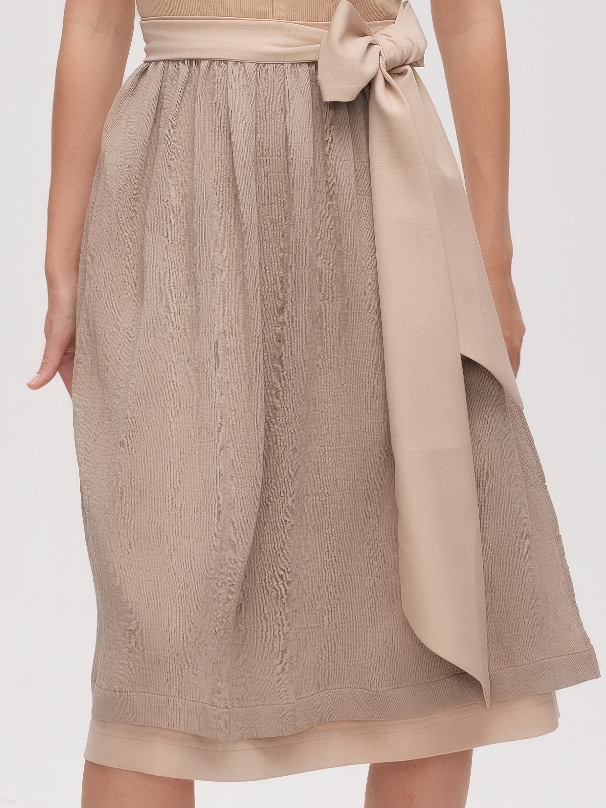 Dirndl Braun mit eleganter Bluse