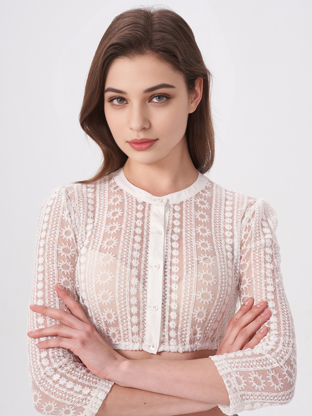 Modernes Dirndl in Weiß