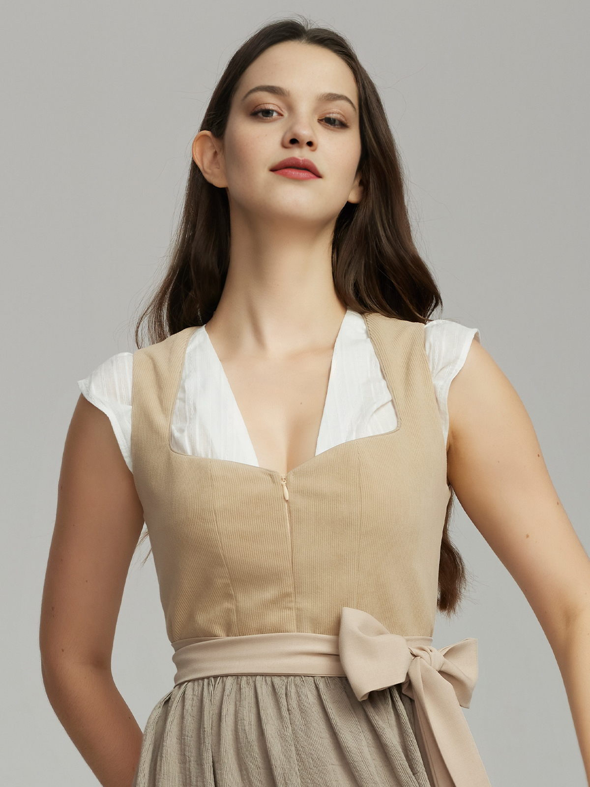 Dirndl in Braun – zeitlos und elegant
