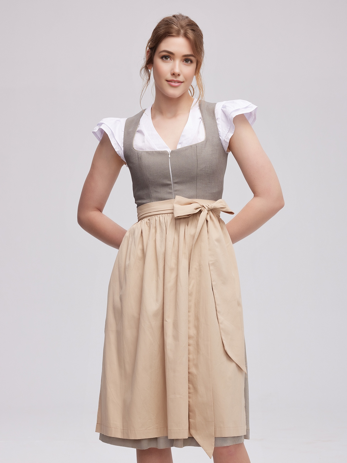 Dirndl Rosa Samt