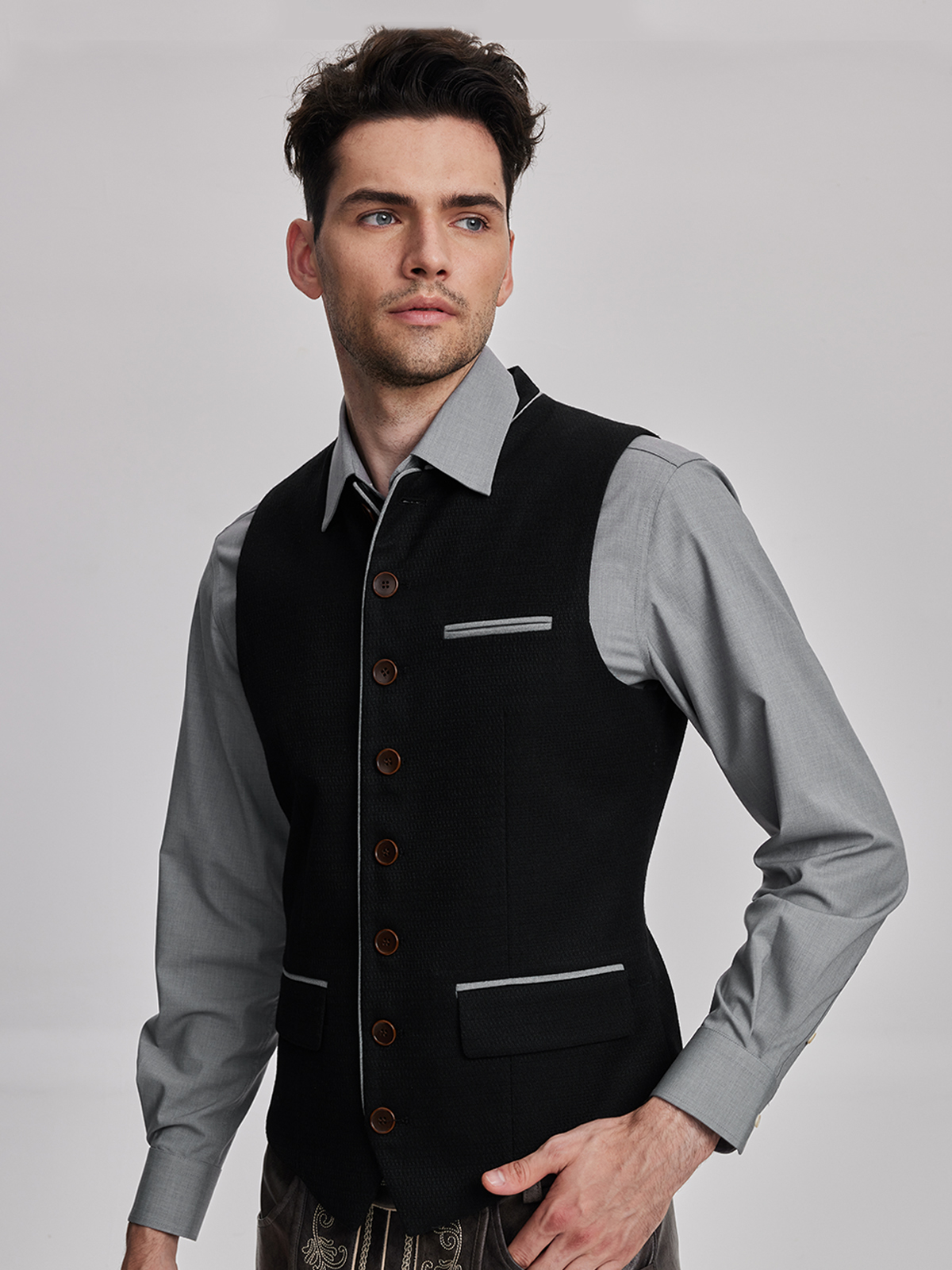 Dirndl aus Samt in Blau