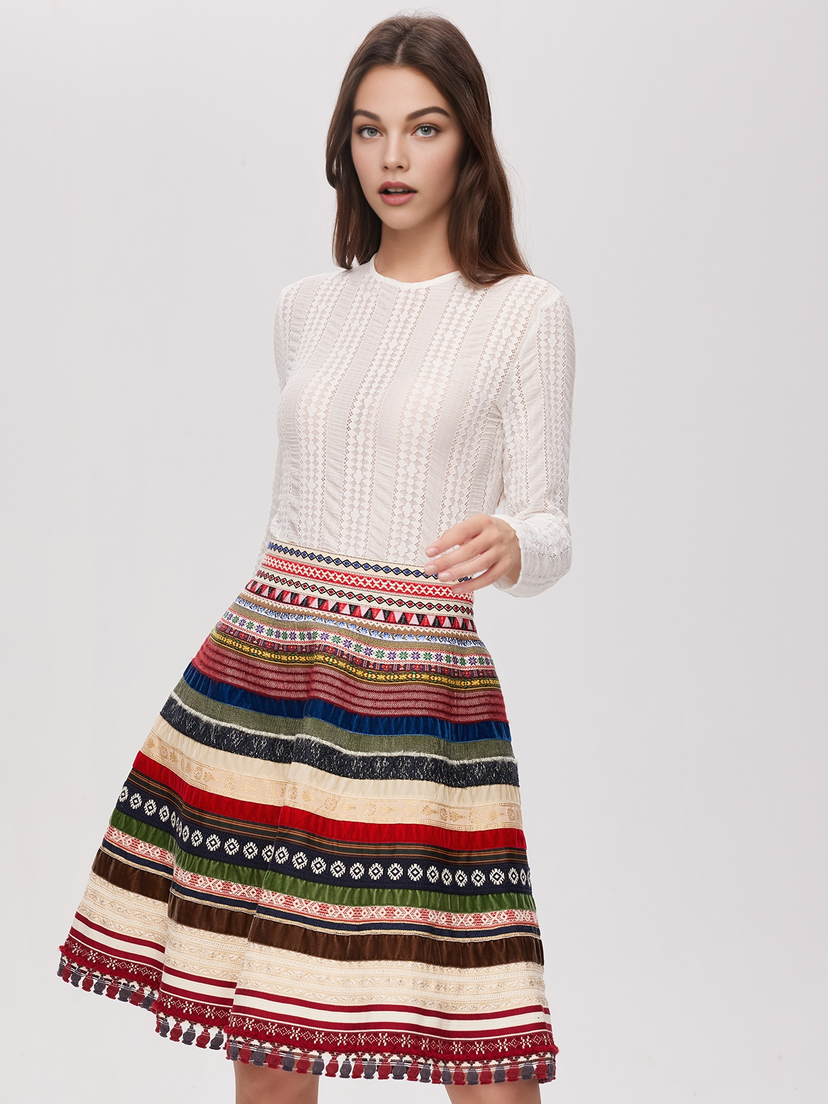 Dirndl Bluse Lila in verschiedenen Stilen