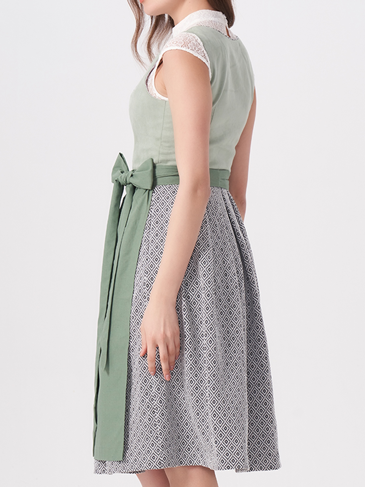 Dirndl in Grün – traditionell und modern zugleich